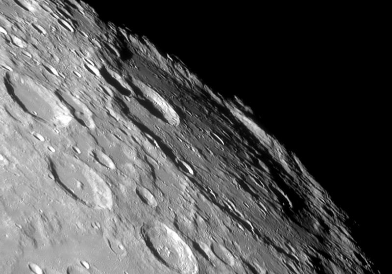 Лунный кратер Байи